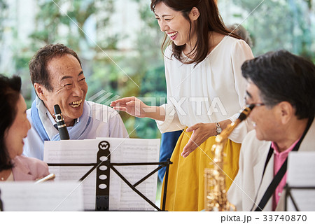シニア 音楽サークル 33740870