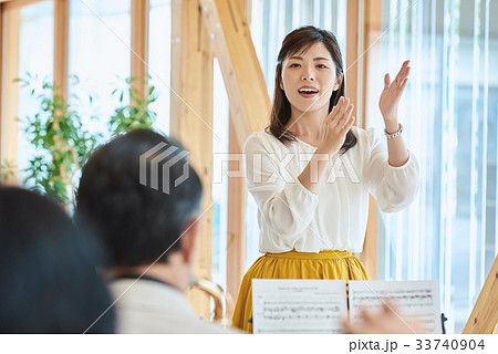 シニア 音楽サークル 33740904