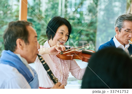 シニア 音楽サークル 33741752