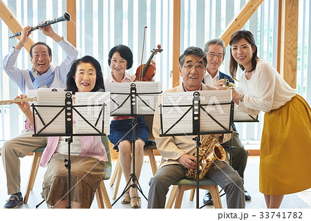 シニア 音楽サークル 33741782