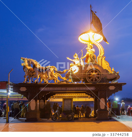 Statues in Rishikesh Statues in Rishikesh 33744258