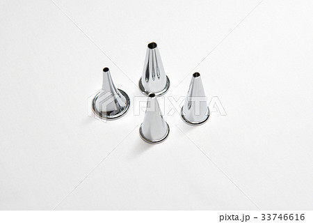 耳鼻科の診療器具、耳鏡 33746616