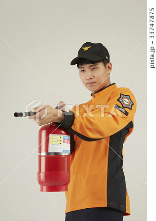 男 男性 男の子 33747875