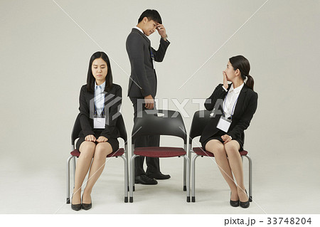 面接 不安 ビジネスマン 33748204