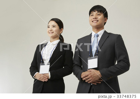 ビジネスマン ビジネスウーマン 手集める 33748375