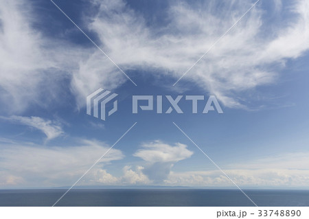 雲 ロシアの バイカル湖 33748890
