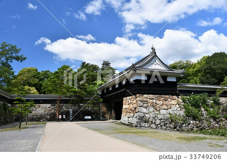 夏の高知城　追手門　詰門　天守　本丸御殿　黒鉄門 33749206