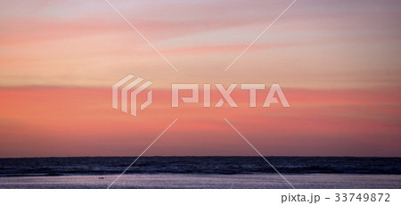 グアム 夕焼け 海 33749872