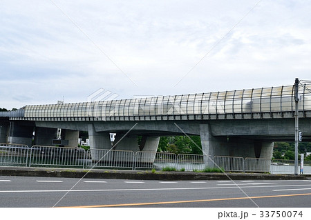 高速道路の防音壁 高速道路の防音壁 33750074