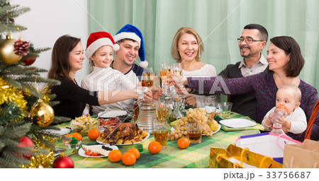 Big family celebrating together 33756687