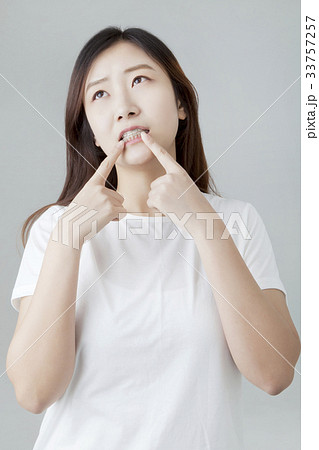 女性 女 女の子 33757257