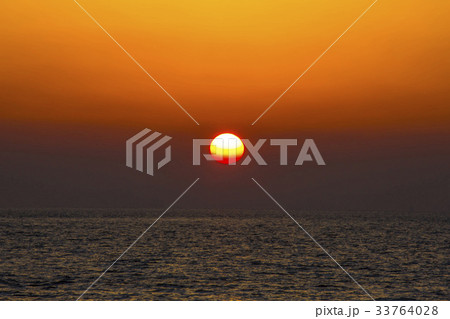 夕焼け 海 安山市 33764028