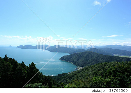 賤ケ岳山頂から見た奥琵琶湖 33765509