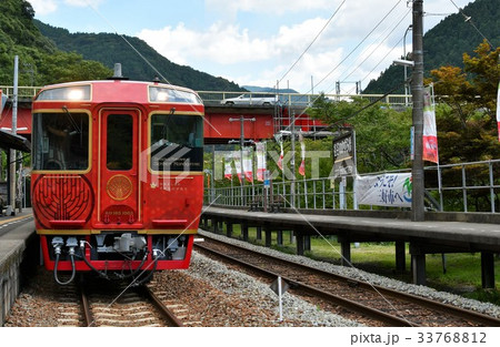 四国まんなか千年ものがたり 観光列車 四国まんなか千年ものがたり 観光列車 33768812