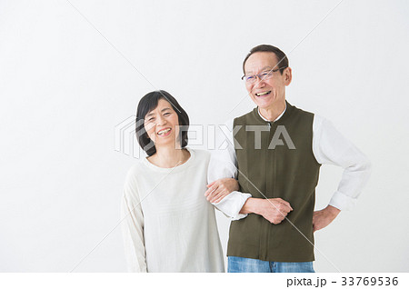 シニア　夫婦 33769536