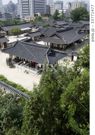 瓦屋根 南山コル韓屋村 ソウル 33771477