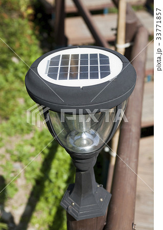 街灯 代替エネルギー 集熱板 33771857