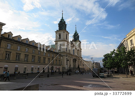 ワルシャワの聖十字架教会(Church of the Holy Cross in Poland) ワルシャワの聖十字架教会(Church of the Holy Cross in Poland) 33772699