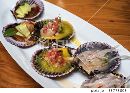 fresh scallops new peruvian cuisine style 33773803