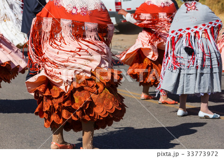 Peruvian dance 33773972