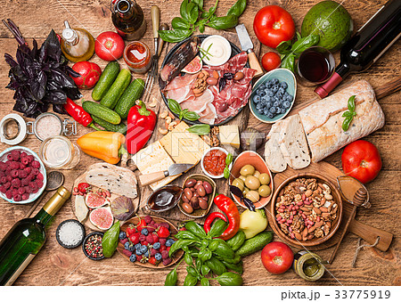 Top view table full of food 33775919