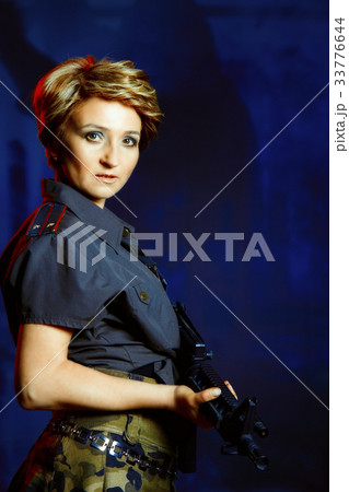 portrait 33776644