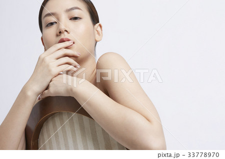 portrait of a sexy model posing on white background 33778970