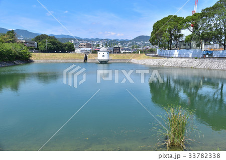 夙川・ニテコ池と甲山の風景 夙川・ニテコ池と甲山の風景 33782338