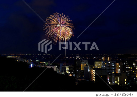 よこすか開国祭　横須賀花火大会　2013年　横須賀中央公園からの眺望 （ 神奈川県 横須賀市 ） 33785047