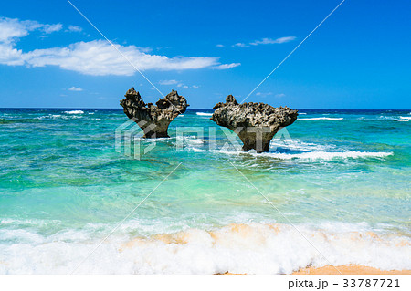 《沖縄県》古宇利島・ハートロック 《沖縄県》古宇利島・ハートロック 33787721
