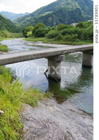 穴吹川の潜水橋 33789901