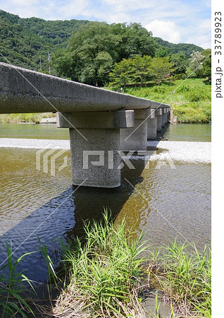 穴吹川の潜水橋 33789923