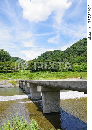 穴吹川の潜水橋 穴吹川の潜水橋 33789926