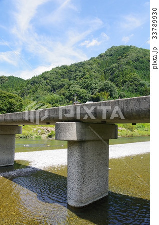 穴吹川の潜水橋 33789930