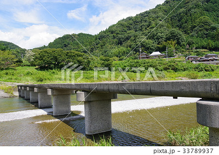穴吹川の潜水橋 33789937