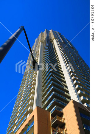 エルザタワー55と青空の風景 こんな写真撮ってます 売ってます