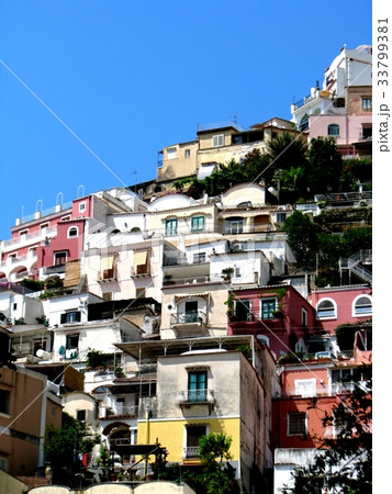 ポジターノの家並み 33799381