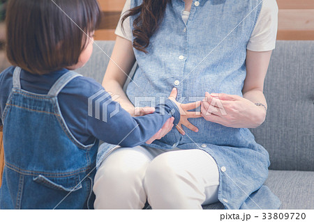 母と子 出産 母と子 出産 33809720