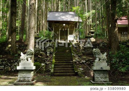 信州の風景 白馬村 青鬼神社の写真素材