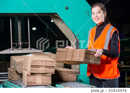 Paper mill factory worker Paper mill factory worker 33810976