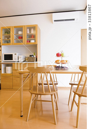 ダイニング　リビングダイニング　リビング　住まい　住宅　家　住居 33813867