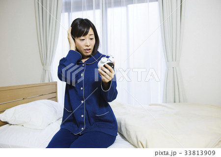 睡眠 女性 眠る 寝る 熟睡 快眠 睡眠 女性 眠る 寝る 熟睡 快眠 33813909