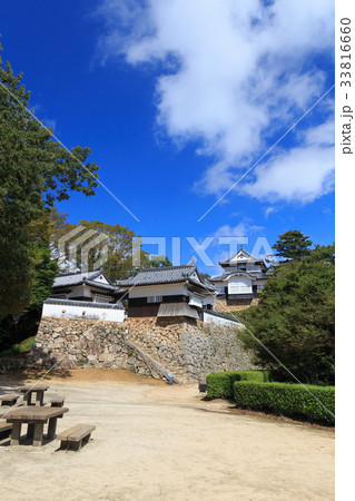 備中松山城 -天守が残る日本で唯一の山城- 33816660