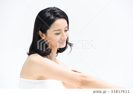 美容　ビューティー　30代　40代 33817611