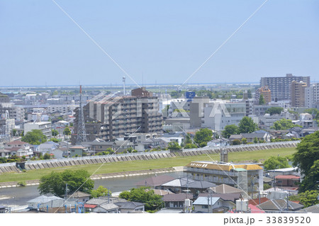 郊外の住宅地 33839520