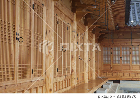 木造建築 ドア 伝統 33839870