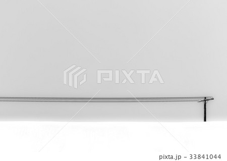 季節 電柱 クローズアップ 33841044