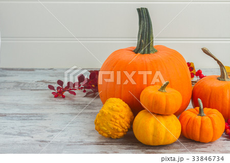 pumpkins on table pumpkins on table 33846734