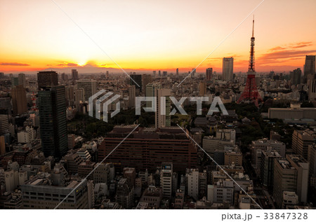 【東京夕景】東京タワー 世界貿易センタービル シーサイドトップ 【東京夕景】東京タワー 世界貿易センタービル シーサイドトップ 33847328