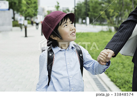 ワーキングマザー 33848574